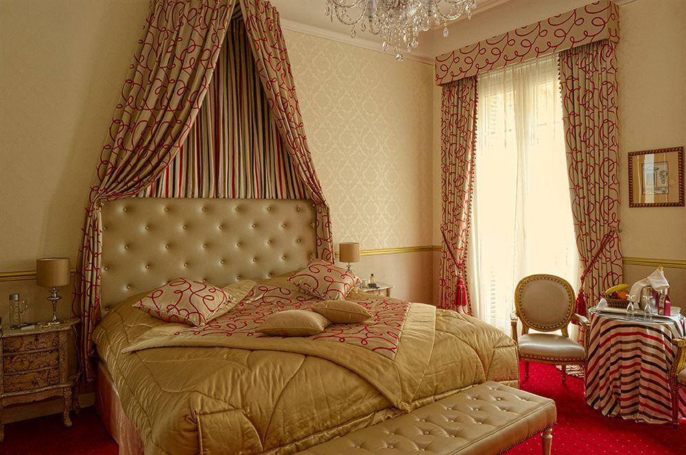 Hotel Claridge Paris Exterior foto